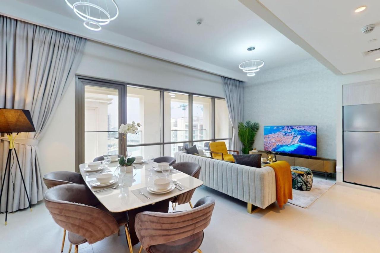 Vida Residences At Creek - Light Two Bedroom Appartement