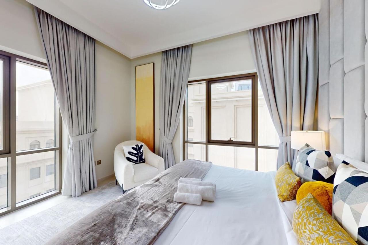 Vida Residences At Creek - Light Two Bedroom