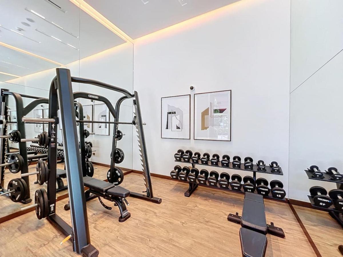 Vida Residences At Creek - Light Two Bedroom *